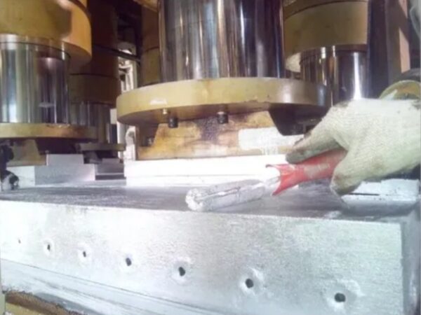 Heat and Oil Resistant Paint Services